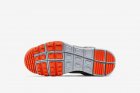 Bota_Nike_SB_Dunk_de_la_mano_de_Poler_2.jpg