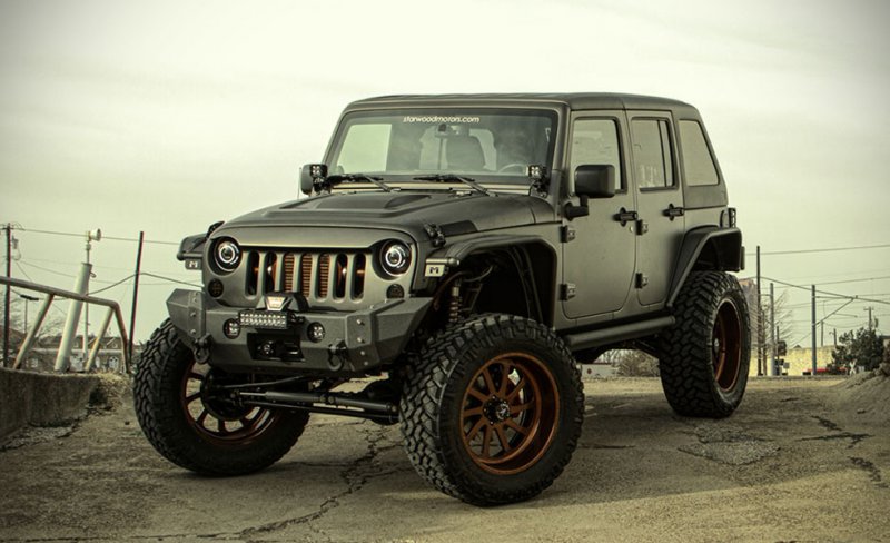 jeep-wrangler-unlimited-nighthawk